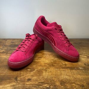 Puma Women's Pink Sneakers